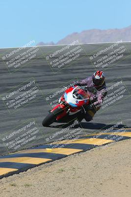 media/Mar-24-2025-Moto Forza (Mon) [[57ce5c5cff]]/1-Advanced Group/Session 2 (Bowl)/